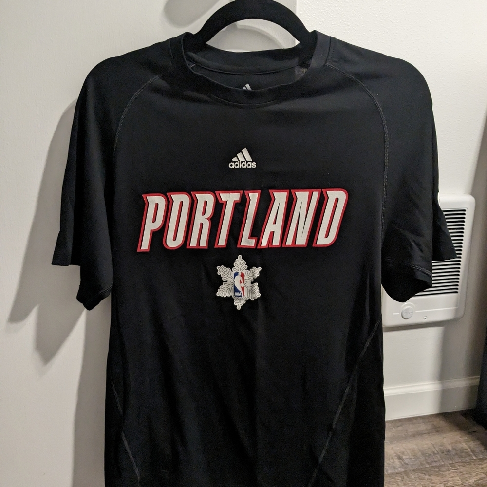 Portland Trailblazers Christmas Day T-Shirt